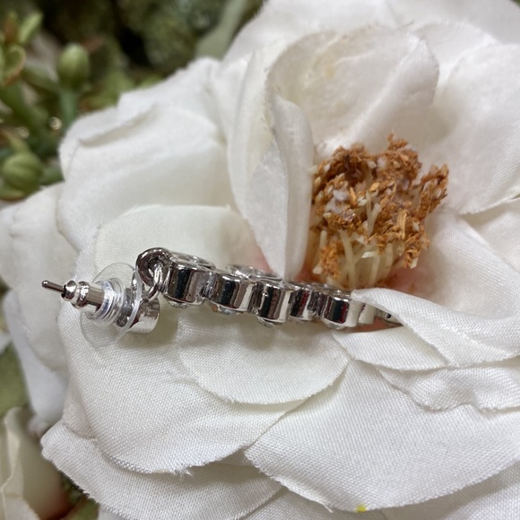 Rhinestone pierced earrings Sparkly! Date night, wedding/1 3/4” EUC - Picture 5 of 5